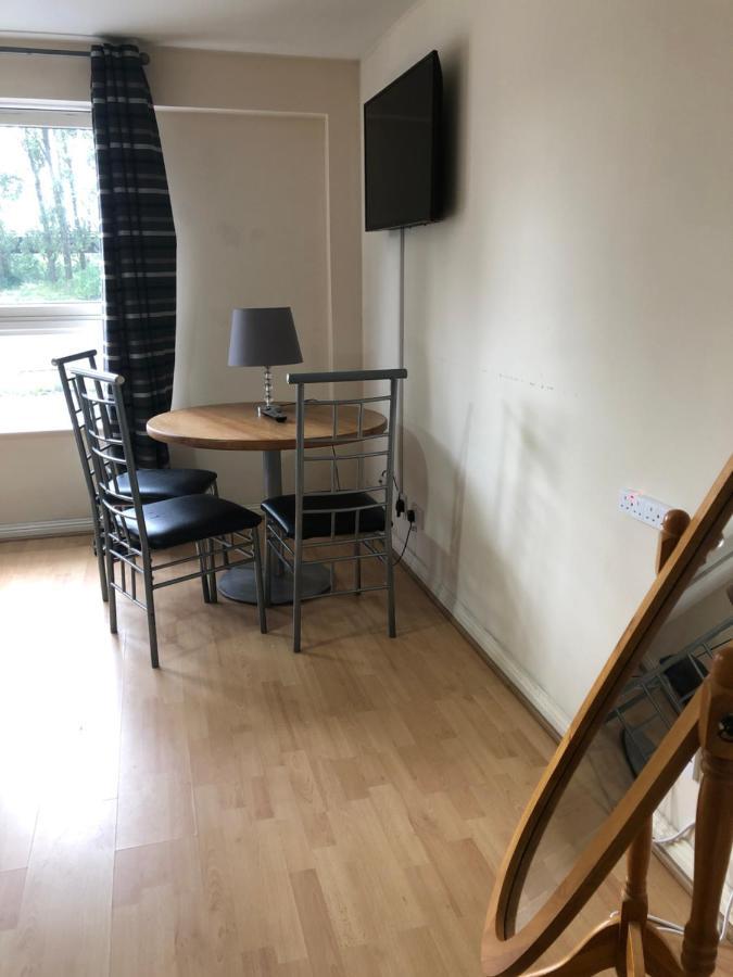 Wallace Budget rooms Glasgow Buitenkant foto