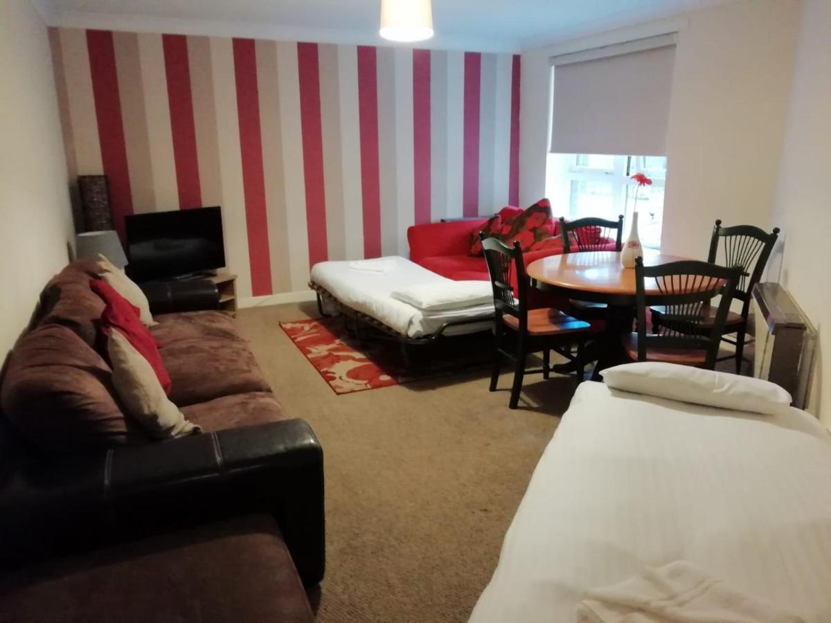 Wallace Budget rooms Glasgow Buitenkant foto